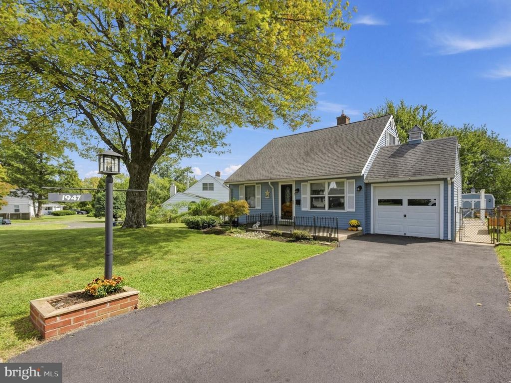 1947 COOLIDGE AVE, Willow Grove, PA 19090 — exterior