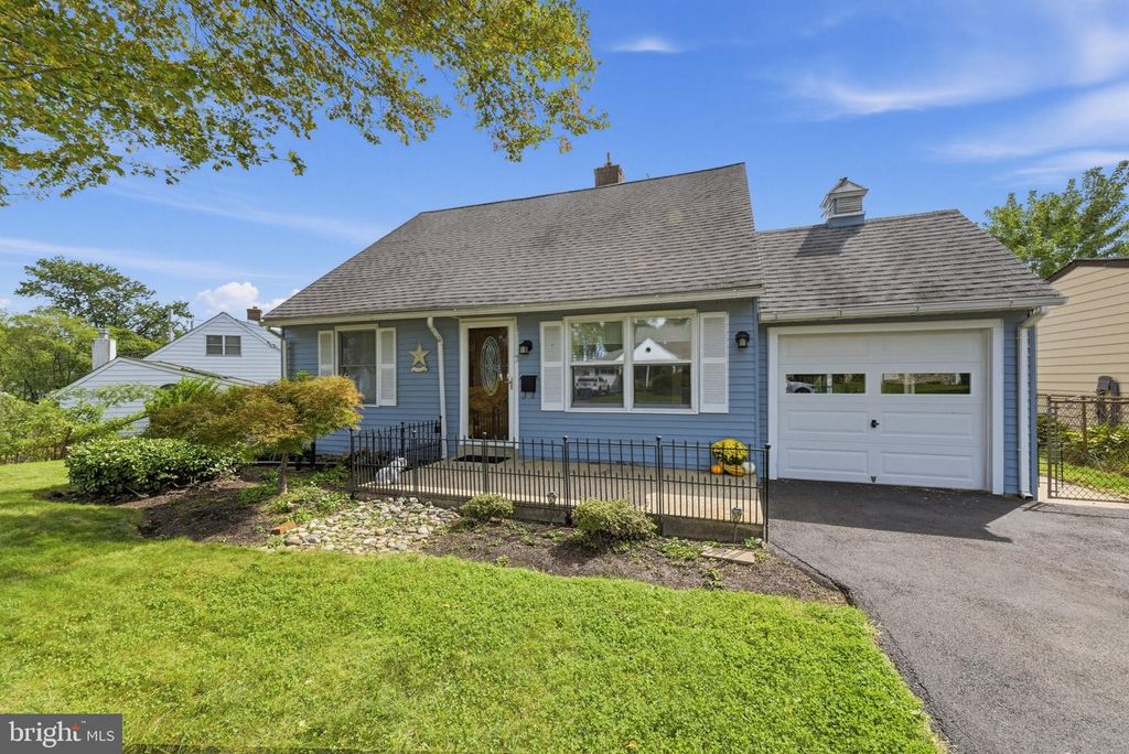 1947 COOLIDGE AVE, Willow Grove, PA 19090 — photo 2