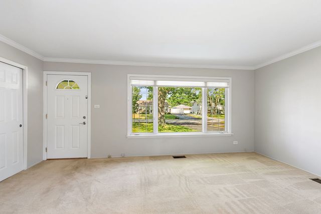 3304 Bobolink Lane, Rolling Meadows, IL 60008