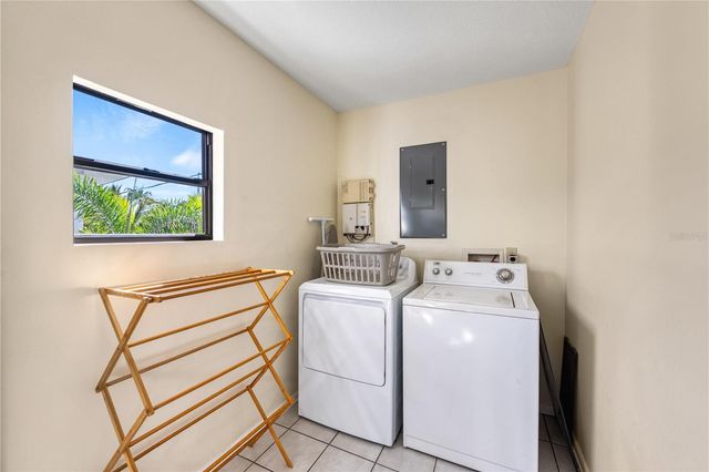 312 CANAL ROAD, Sarasota, FL 34242