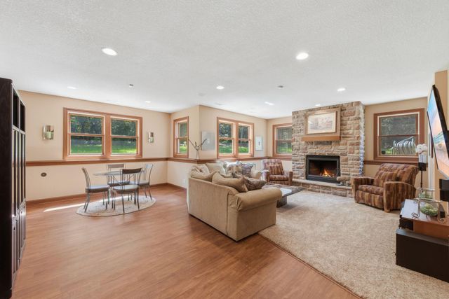 365 English Court Drive, Hudson, WI 54016