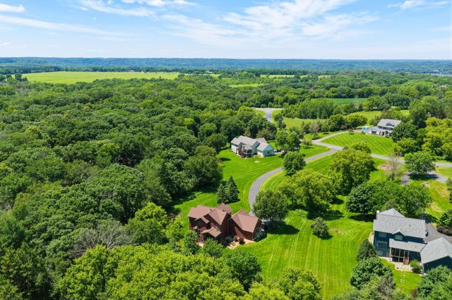 365 English Court Drive, Hudson, WI 54016