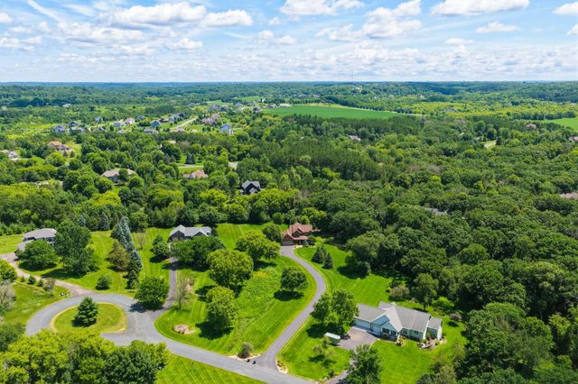 365 English Court Drive, Hudson, WI 54016