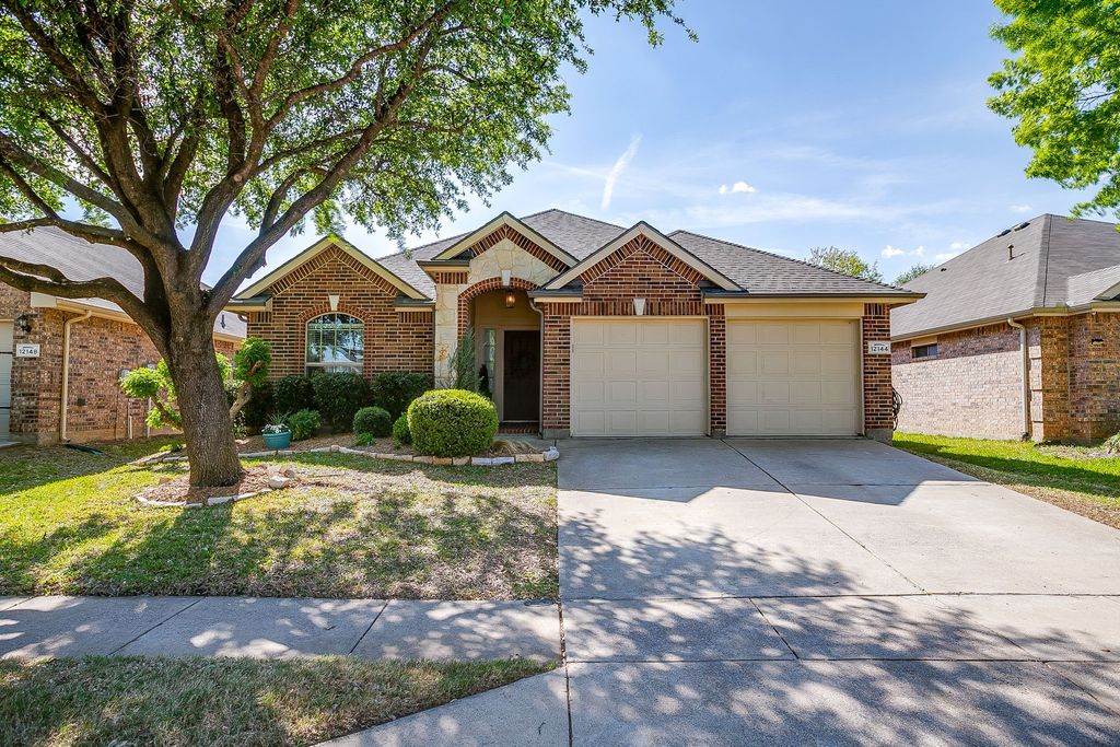 12144 Long Stone Drive, Burleson, TX 76028
