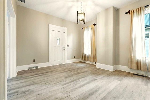 107 E Lamartine St Extension, Mount Vernon, OH 43050