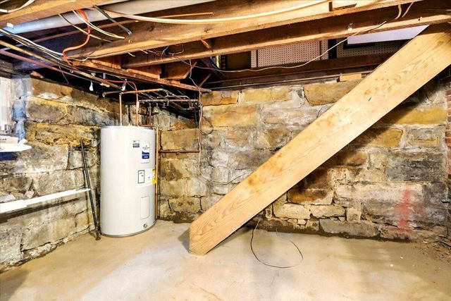 107 E Lamartine St Extension, Mount Vernon, OH 43050