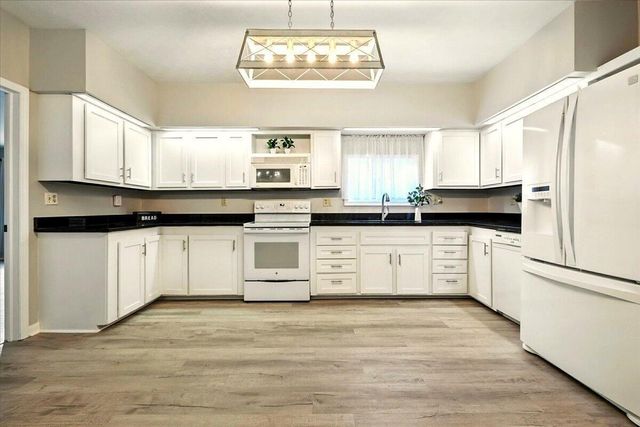 107 E Lamartine St Extension, Mount Vernon, OH 43050