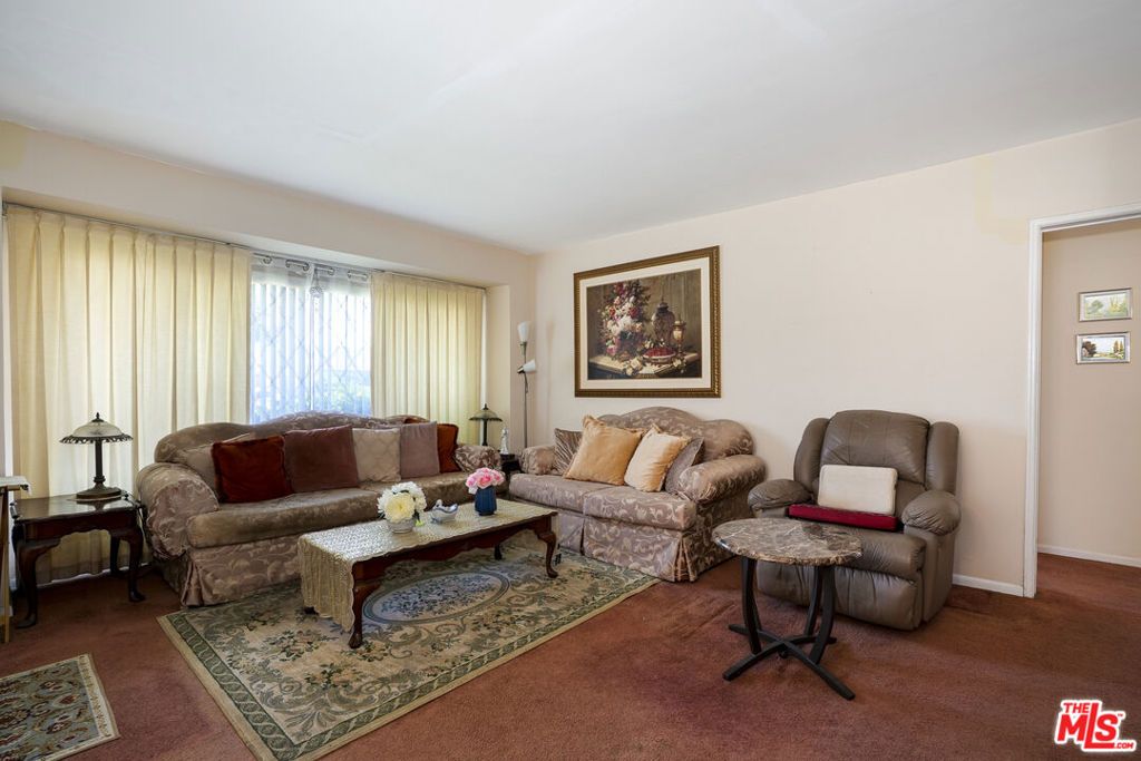 4831 W 121st Street, Hawthorne, CA 90250 — photo 4