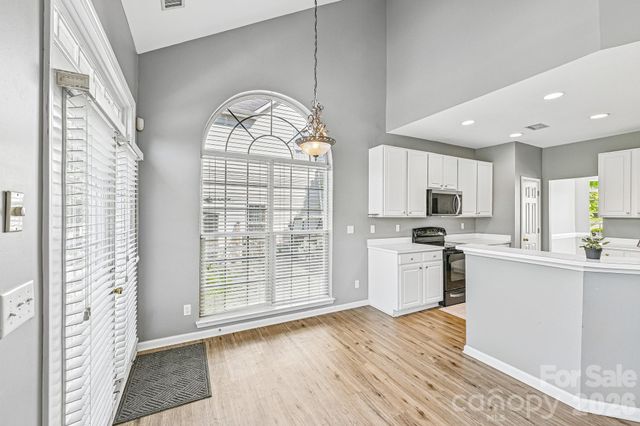 5755 Cambridge Bay Drive, Charlotte, NC 28269