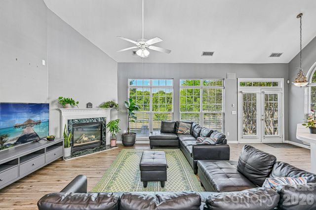 5755 Cambridge Bay Drive, Charlotte, NC 28269