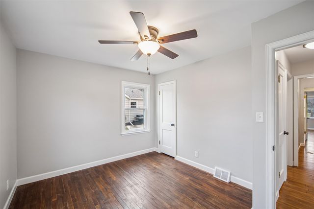 1130 SW Lynn Drive, Ankeny, IA 50023