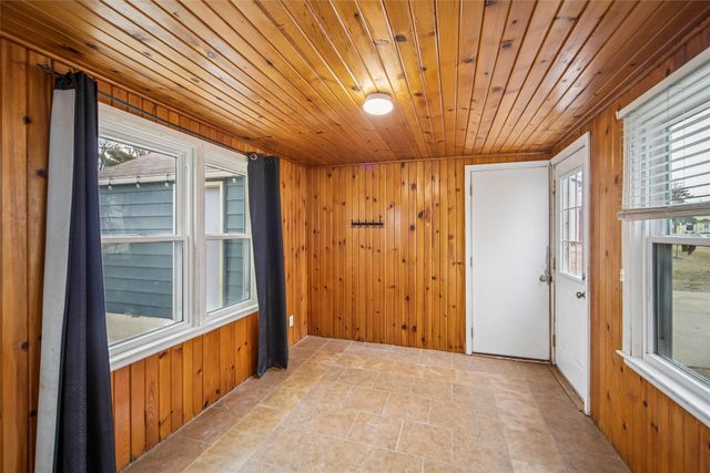 1130 SW Lynn Drive, Ankeny, IA 50023