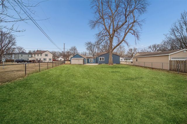 1130 SW Lynn Drive, Ankeny, IA 50023