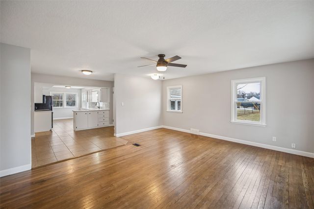 1130 SW Lynn Drive, Ankeny, IA 50023