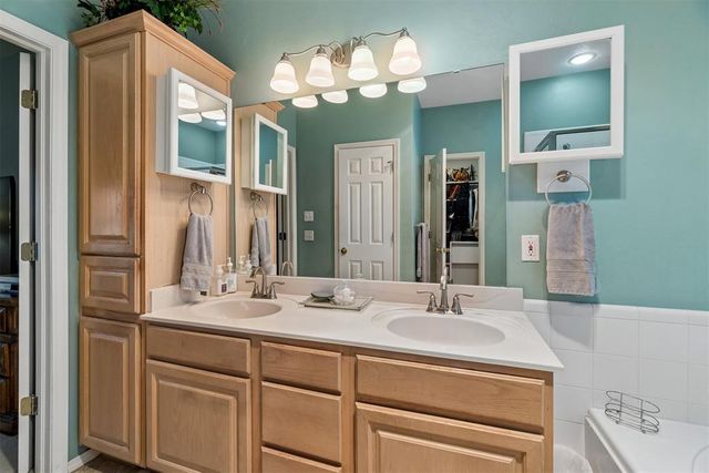 15916 Sonoma Court, Edmond, OK 73013