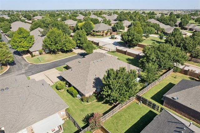 15916 Sonoma Court, Edmond, OK 73013
