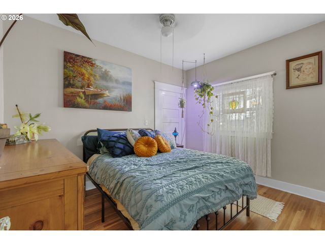 1305 9TH St, La Grande, OR 97850