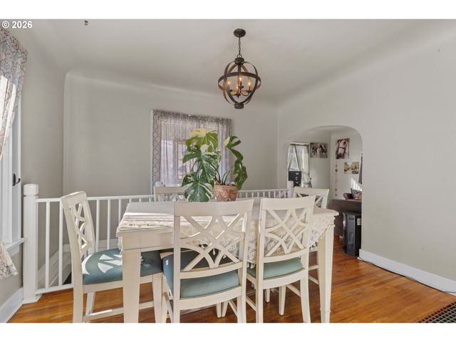 1305 9TH St, La Grande, OR 97850