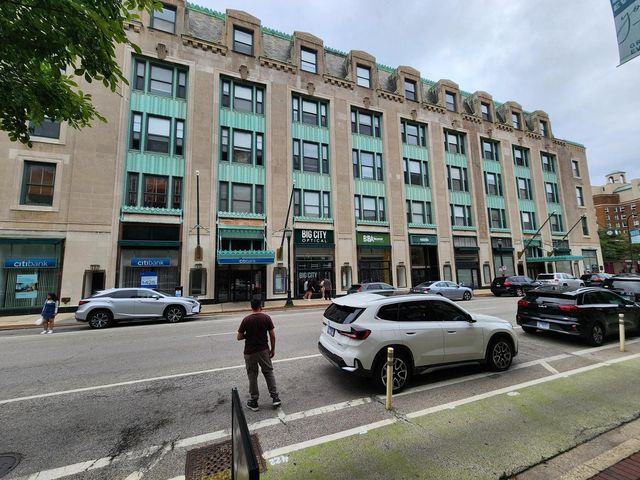 807 Church Street 511, Evanston, IL 60201