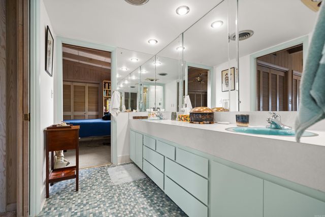 195 PENINSULA Point, Hot Springs, AR 71901