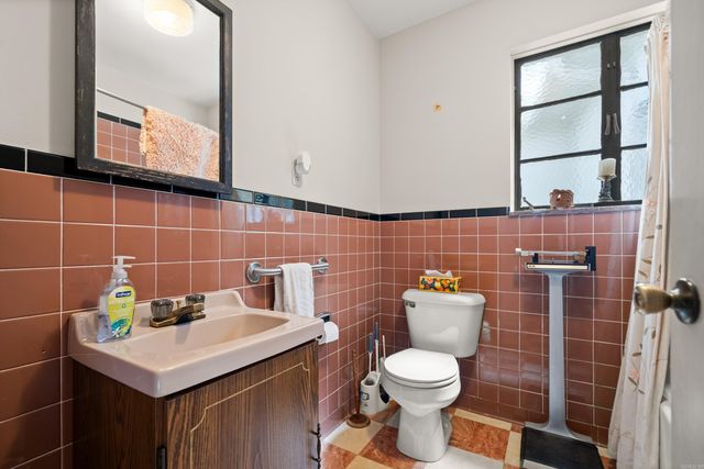 195 PENINSULA Point, Hot Springs, AR 71901