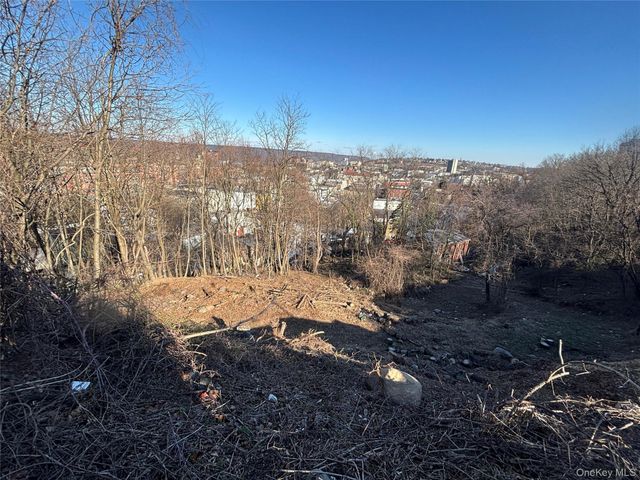 223 Glenbrook Avenue, Yonkers, NY 10705