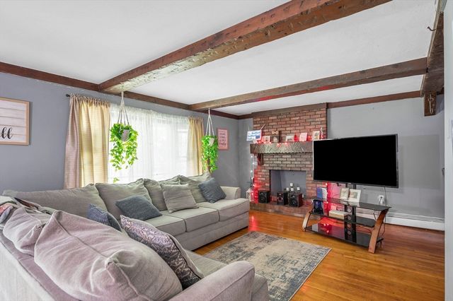 76 Maple St., Methuen, MA 01844