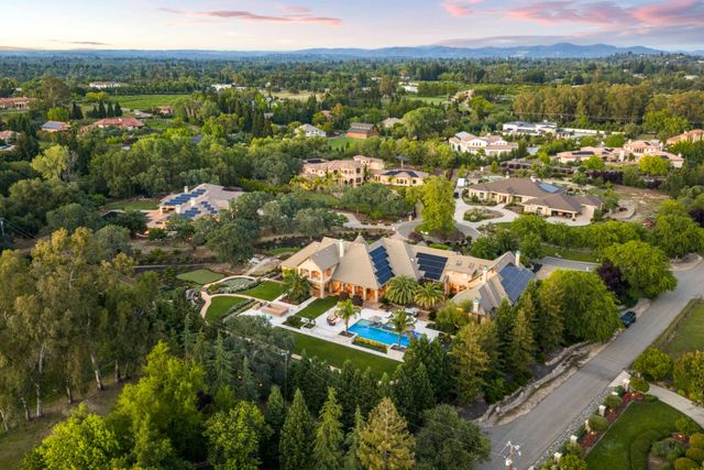 9205 Tuscany Oaks Ct, Granite Bay, CA 95746