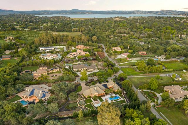 9205 Tuscany Oaks Ct, Granite Bay, CA 95746