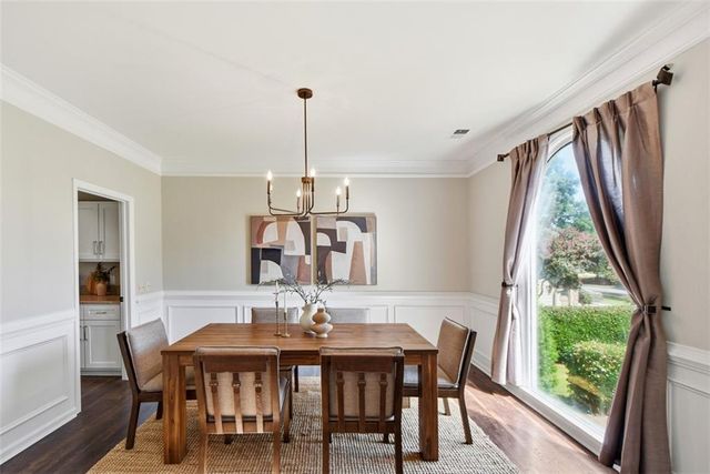 10590 Stonepoint Place, Johns Creek, GA 30097