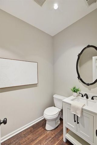 10590 Stonepoint Place, Johns Creek, GA 30097