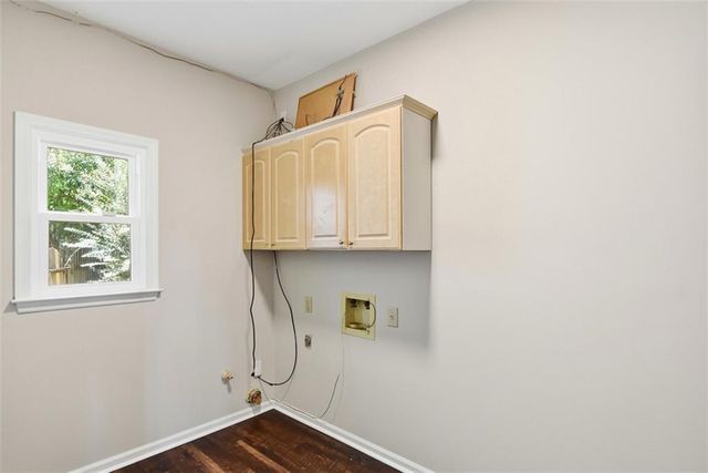 10590 Stonepoint Place, Johns Creek, GA 30097