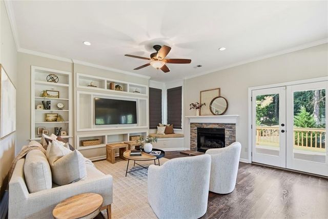 10590 Stonepoint Place, Johns Creek, GA 30097