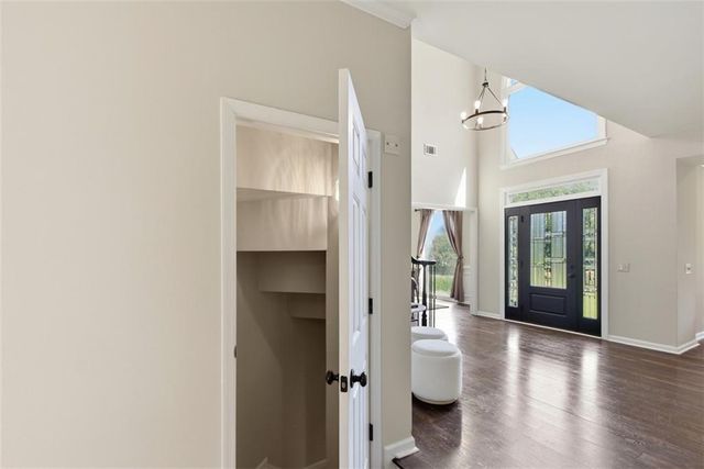 10590 Stonepoint Place, Johns Creek, GA 30097