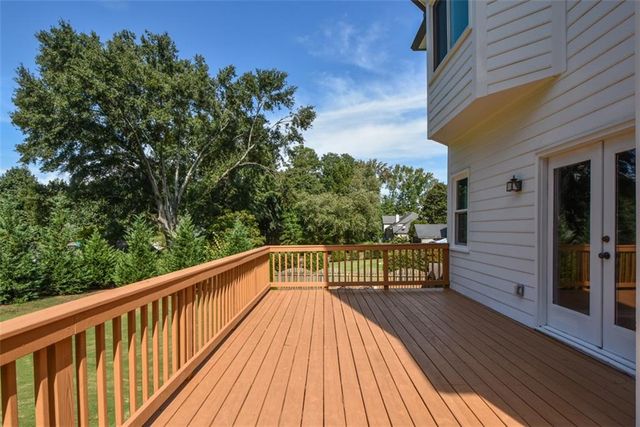 10590 Stonepoint Place, Johns Creek, GA 30097