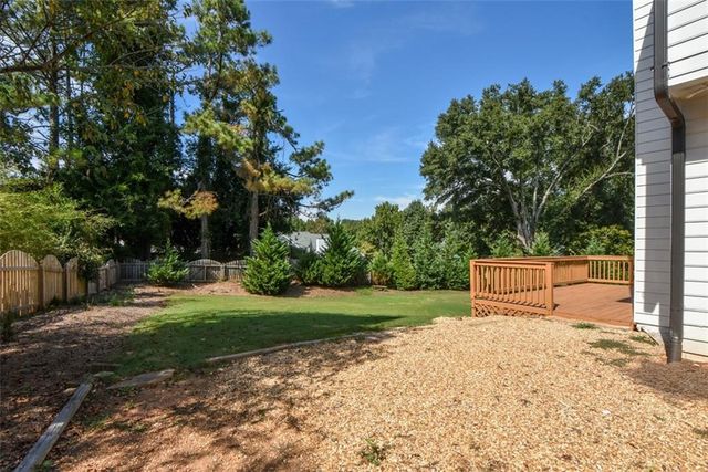 10590 Stonepoint Place, Johns Creek, GA 30097