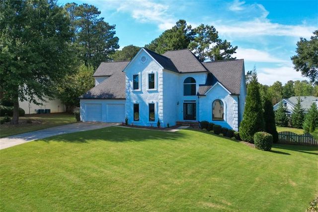 10590 Stonepoint Place, Johns Creek, GA 30097