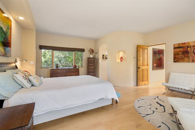 761 Aspen Compound, Santa Fe, NM 87501
