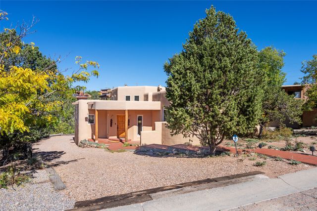 761 Aspen Compound, Santa Fe, NM 87501