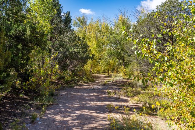 761 Aspen Compound, Santa Fe, NM 87501