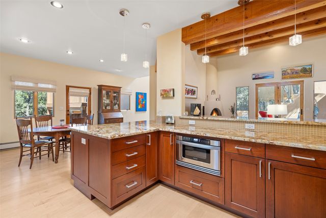 761 Aspen Compound, Santa Fe, NM 87501