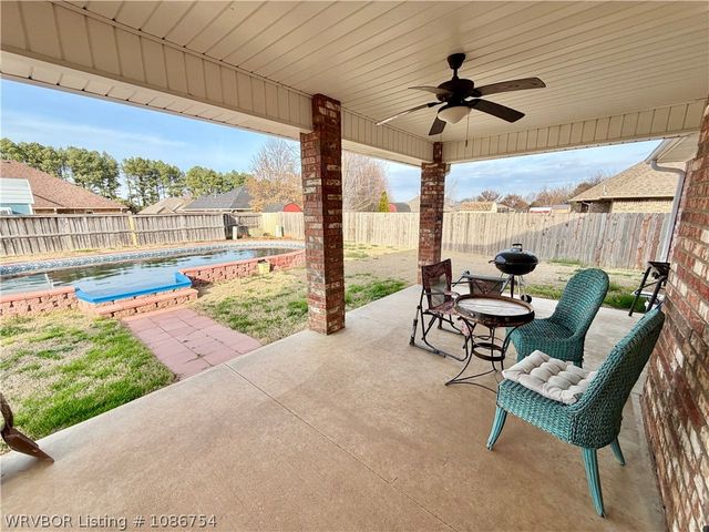 2914 Silver Maple Lane, Poteau, OK 74953