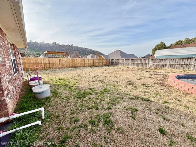 2914 Silver Maple Lane, Poteau, OK 74953