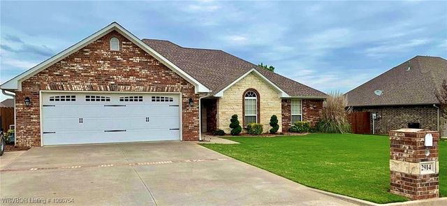 2914 Silver Maple Lane, Poteau, OK 74953