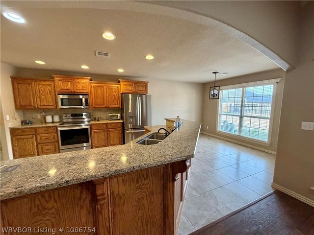 2914 Silver Maple Lane, Poteau, OK 74953