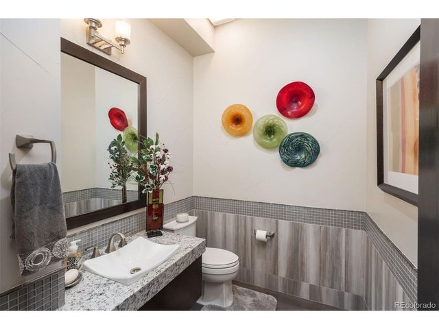 10191 Spring Green Dr, Englewood, CO 80112