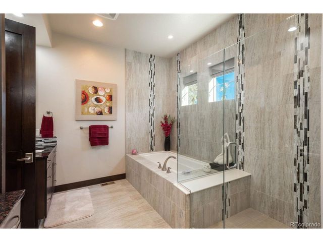 10191 Spring Green Dr, Englewood, CO 80112