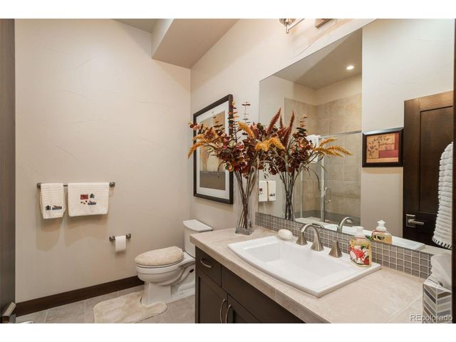 10191 Spring Green Dr, Englewood, CO 80112