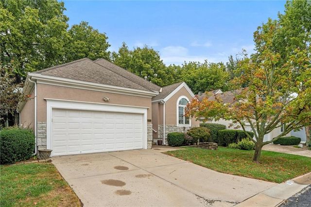 708 W 131st Place, Kansas City, MO 64145