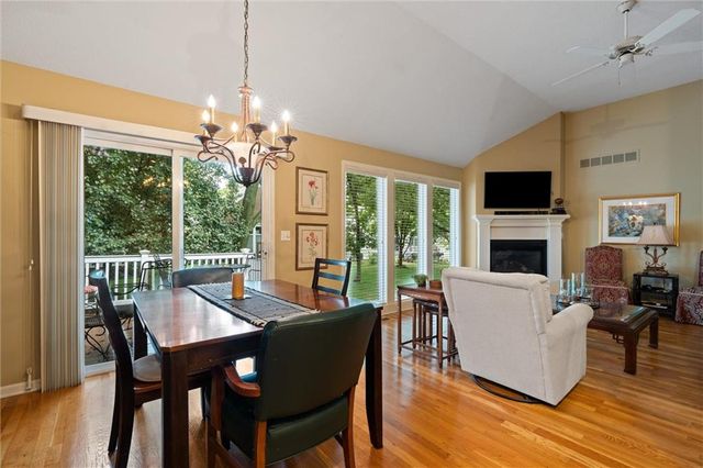 708 W 131st Place, Kansas City, MO 64145